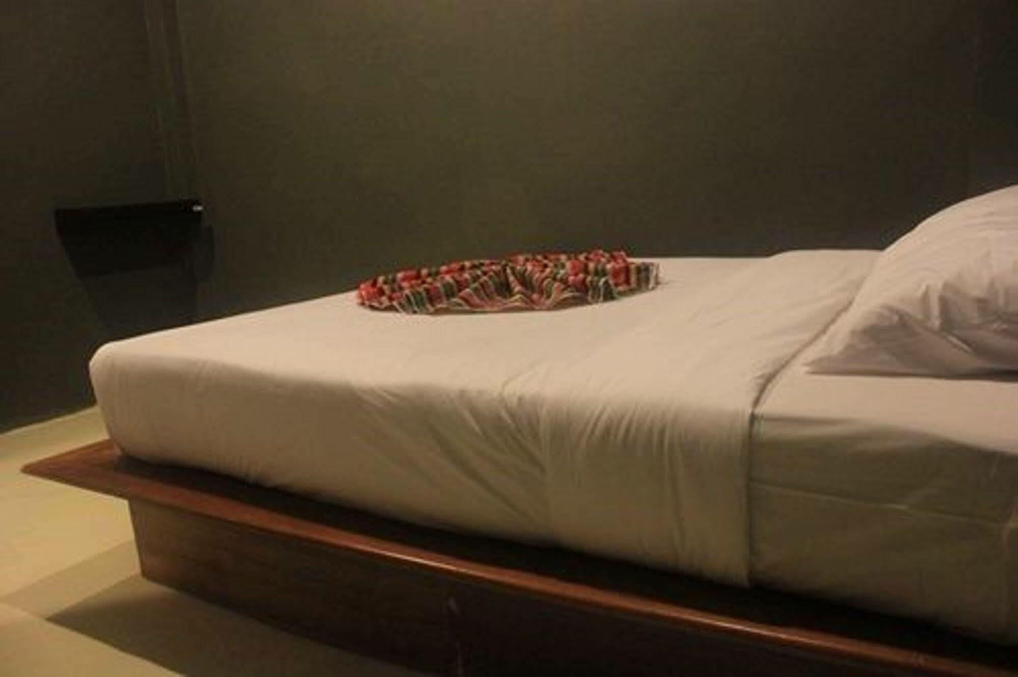 Pi Coco Hostel Chaweng-stranden Eksteriør billede
