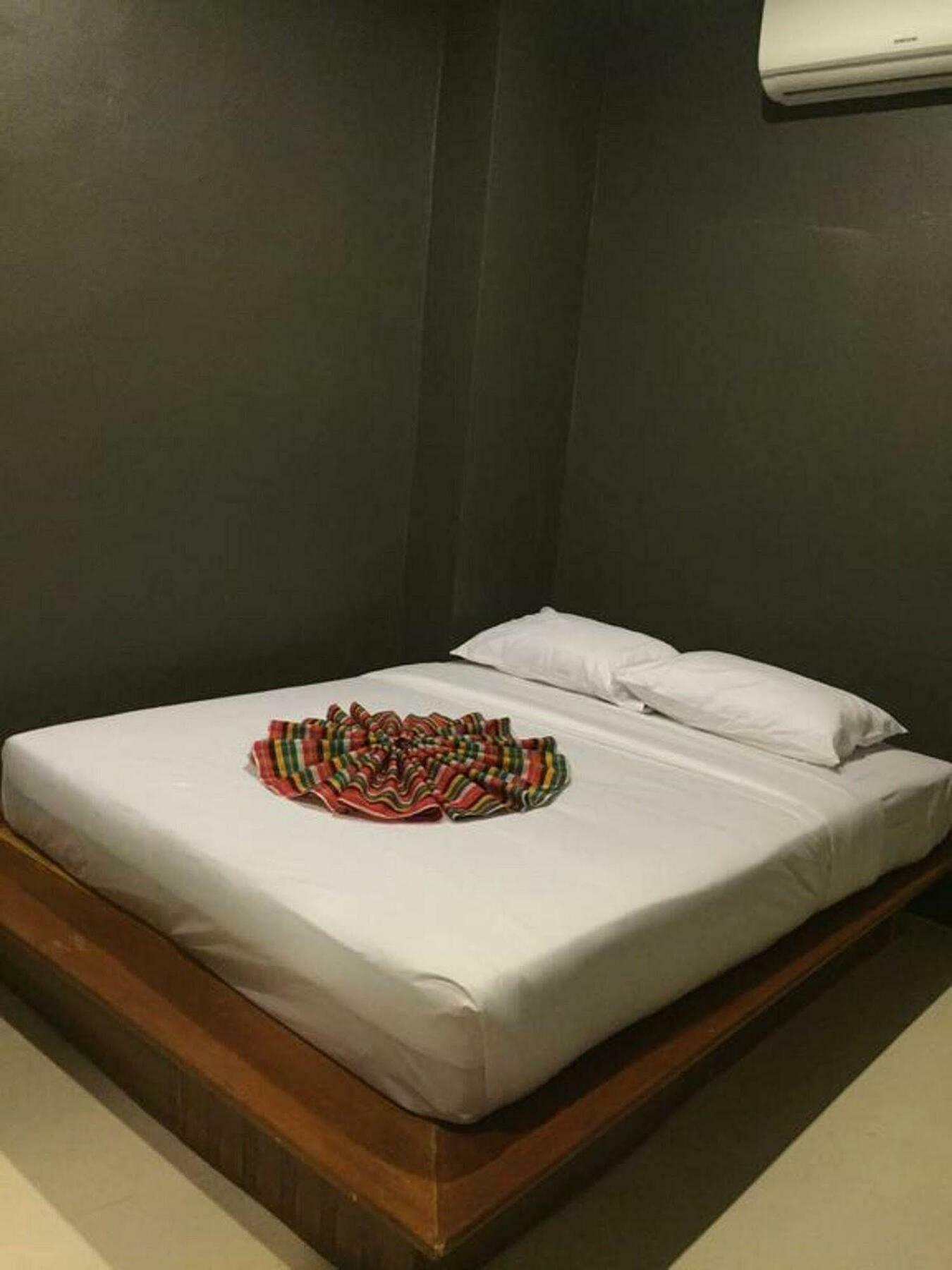 Pi Coco Hostel Chaweng-stranden Eksteriør billede